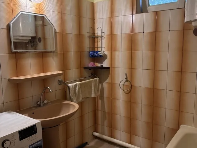 Eladó ház Jászapáti 165 nm