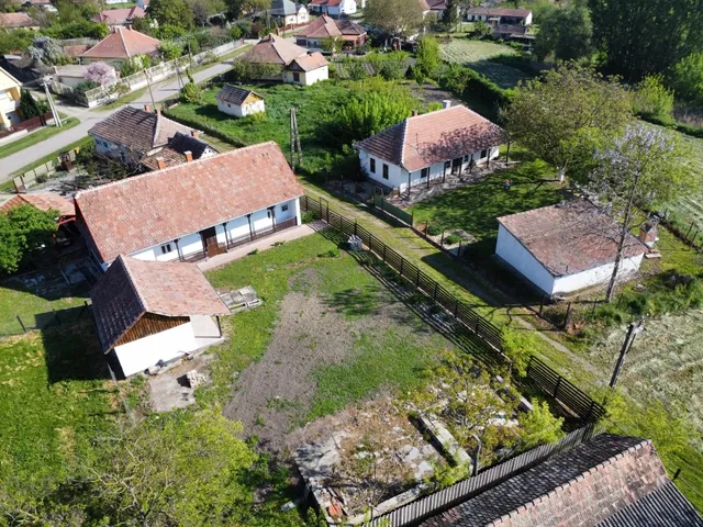 Eladó ház Átány 55 nm