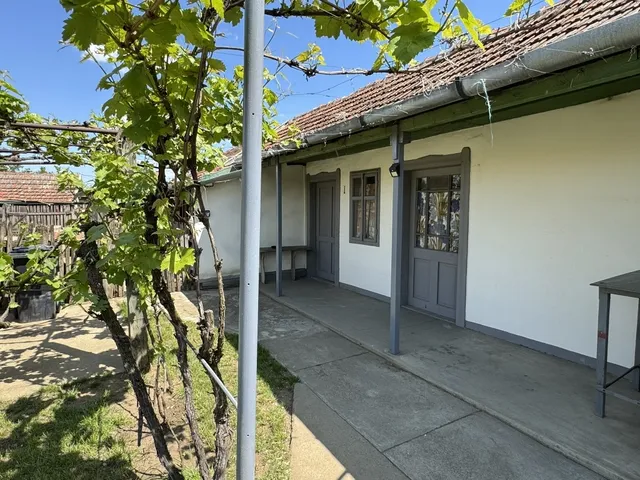 Eladó ház Jászszentandrás 75 nm