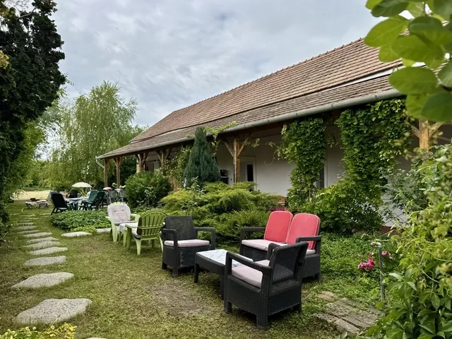 Eladó ház Tiszanána 150 nm