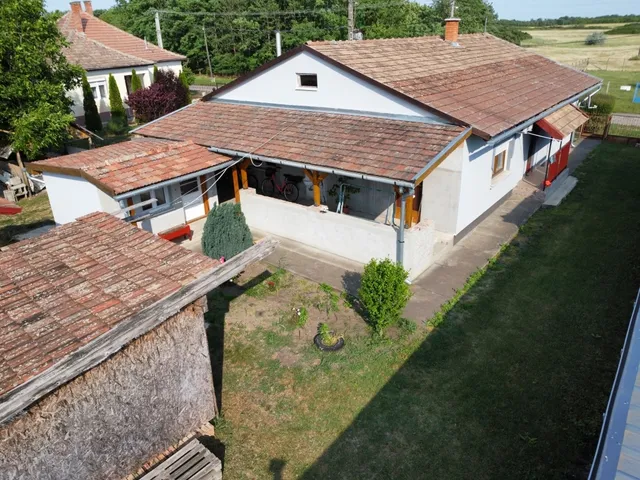 Eladó ház Boconád 103 nm