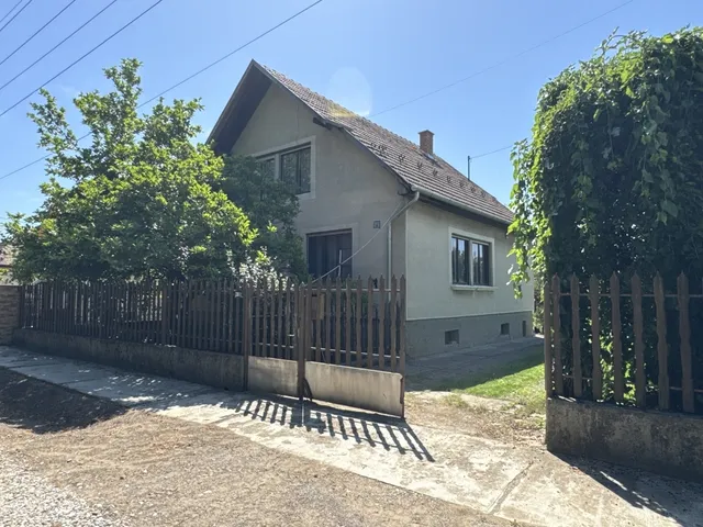 Eladó ház Kál 116 nm