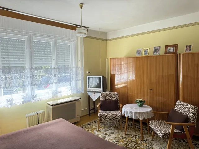 Eladó ház Jászkisér 73 nm