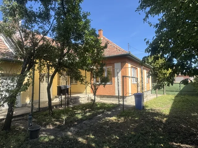 Eladó ház Tiszanána 94 nm