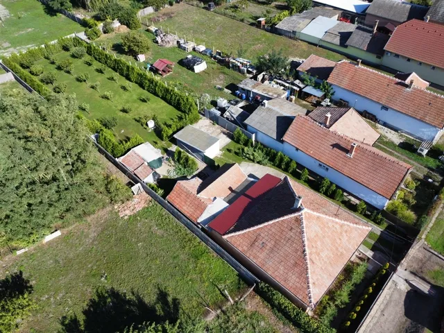 Eladó ház Hevesvezekény 75 nm