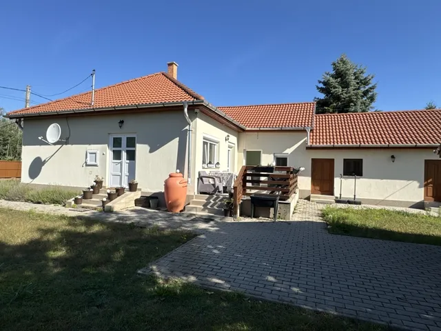 Eladó ház Heves 65 nm