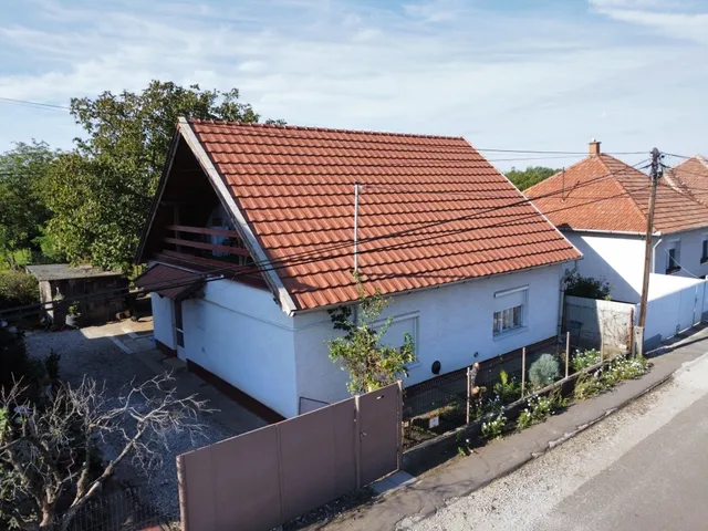 Eladó ház Heves 84 nm
