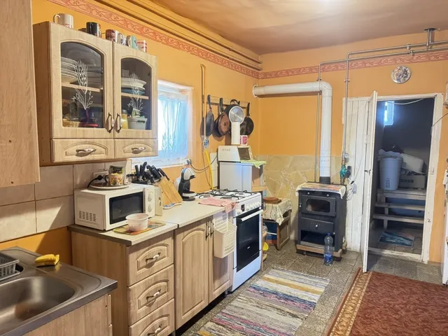 Eladó ház Heves 84 nm