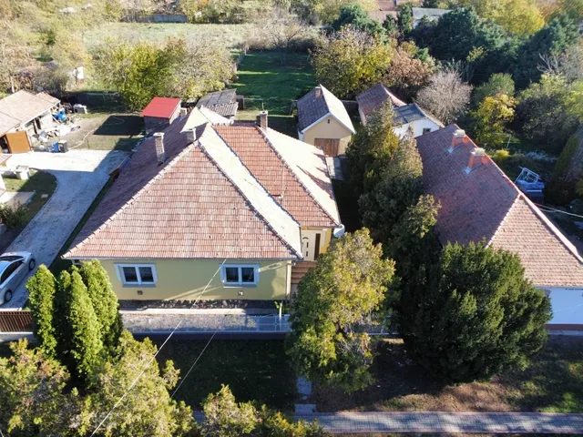 Eladó ház Tiszanána 125 nm