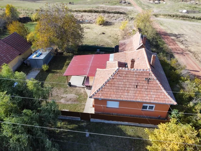 Eladó ház Jászapáti 90 nm