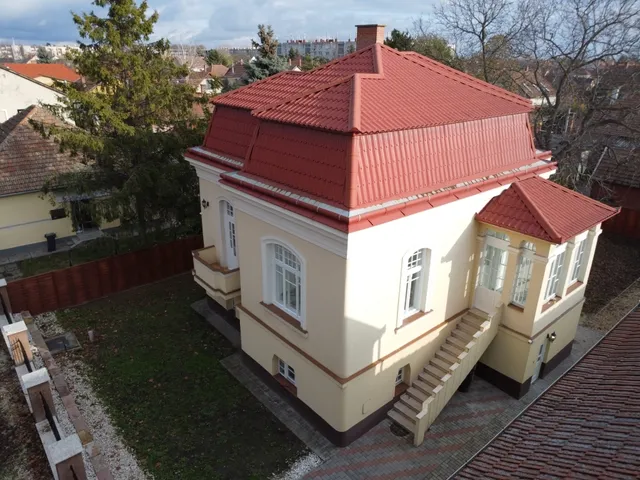 Eladó ház Jászberény 159 nm