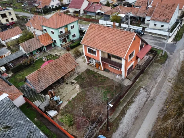 Eladó ház Jászapáti 162 nm