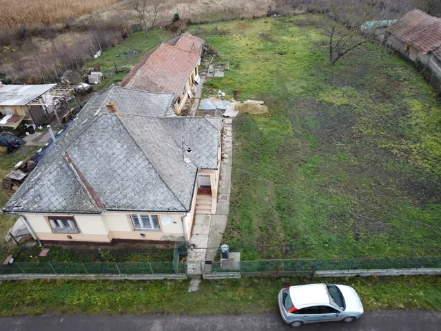 Eladó ház Átány 69 nm