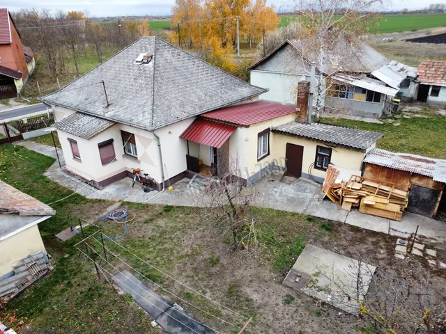 Eladó ház Hevesvezekény 95 nm