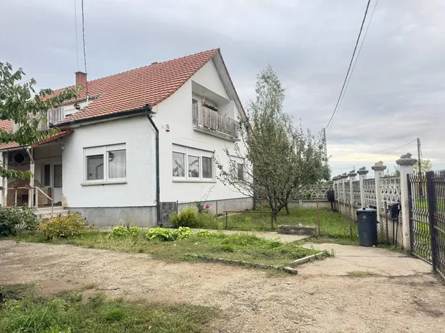 Eladó ház Átány 145 nm