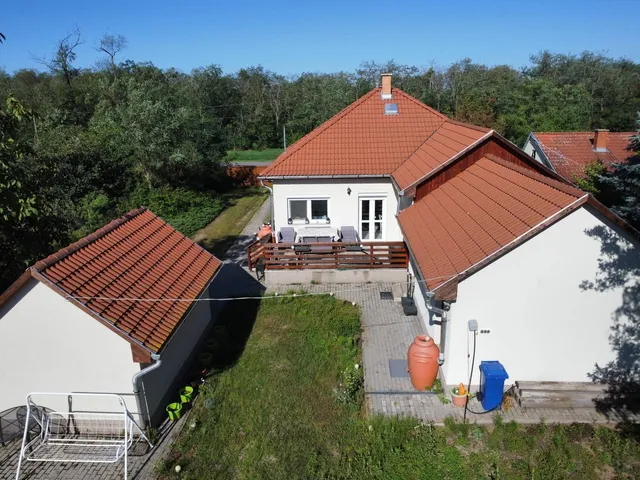 Eladó ház Heves, Bernáthegy 65 nm
