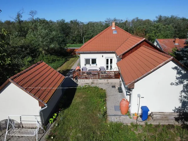 Eladó ház Heves, Bernáthegy 65 nm