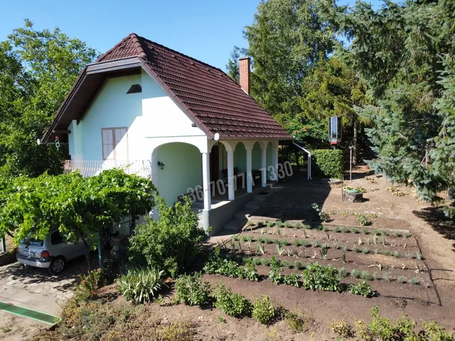 Eladó ház Heves 67 nm