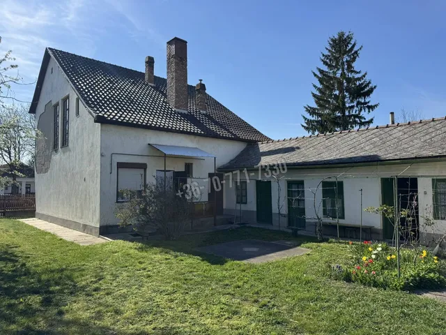 Eladó ház Tiszanána 110 nm