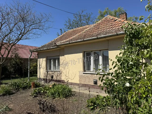 Eladó ház Erk 62 nm