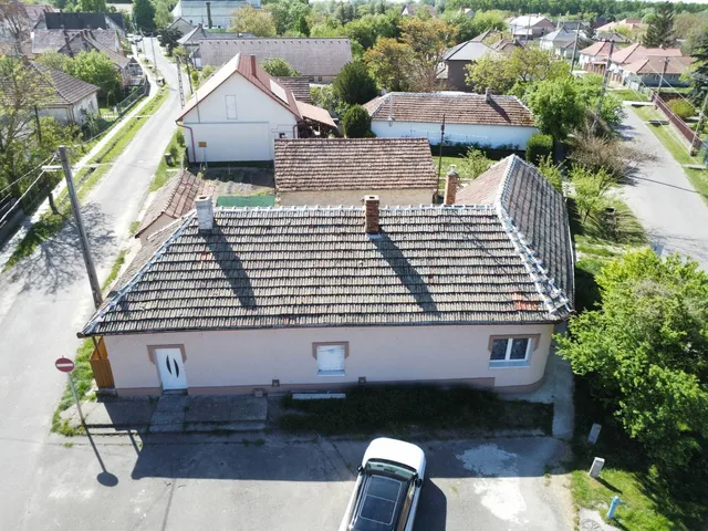 Eladó ház Poroszló 117 nm