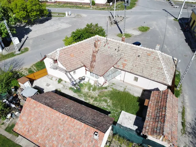 Eladó ház Poroszló 117 nm