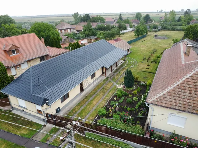 Eladó ház Tiszanána 100 nm