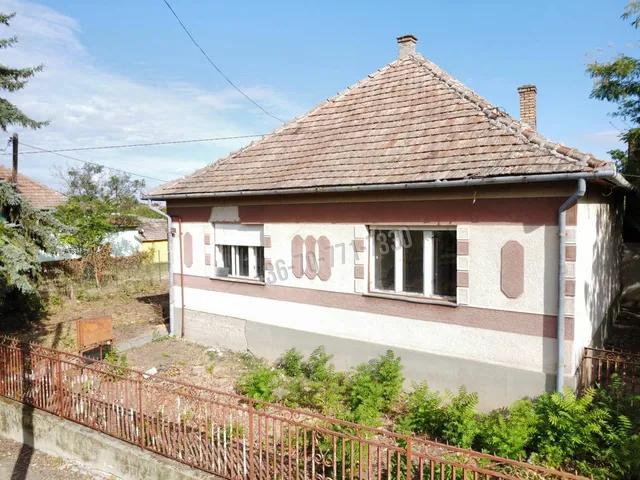 Eladó ház Heves, Belváros, Brassói utca 80 nm