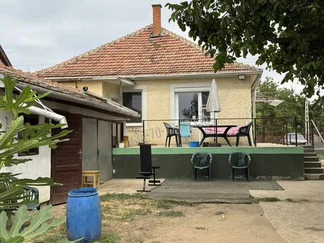 Eladó ház Heves, Csokonai Vitéz Mihály utca 91 nm