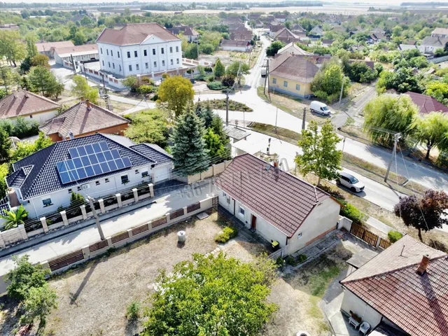 Eladó ház Jánoshida, Fő utca 76 nm