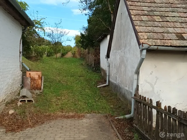 Eladó üdülő és hétvégi ház Bicske, Galagonyás, 58 35 nm