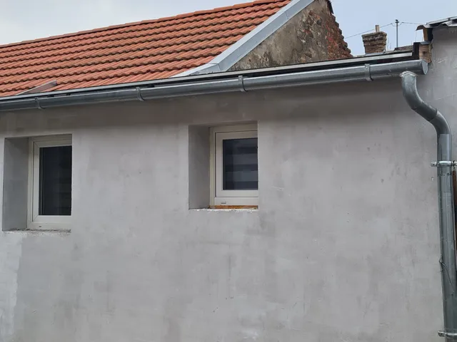 Kiadó lakás Pécs, Gyárváros 28 nm