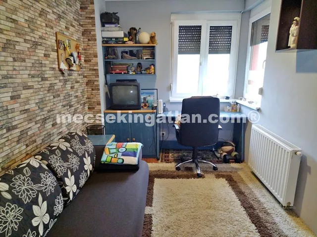 Kiadó ház Pécs, Patacs 20 nm