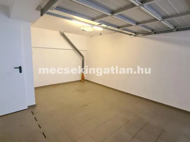 Kiadó garázs Pécs, Makár 17 nm