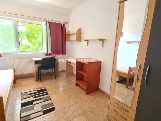 Kiadó lakás Pécs, Egyetemváros 18 nm