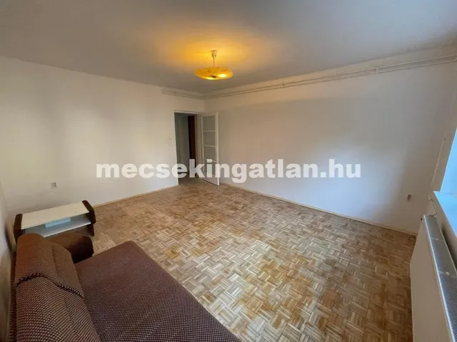 Eladó lakás Pécs, Mecsekoldal, Málics Ottó 82 nm