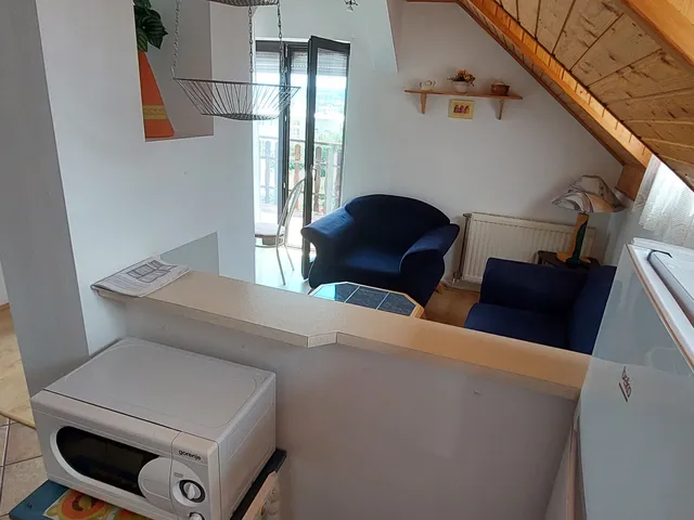 Kiadó ház Pécs, Egyetemváros 70 nm