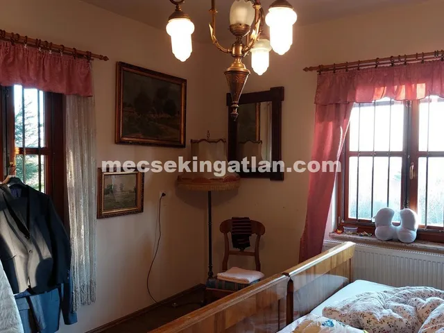 Kiadó ház Pécs, Aranyhegy, bokály dűlő 150 nm