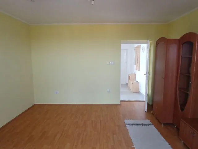 Kiadó lakás Pécs, Belváros, magaslati út 35 nm