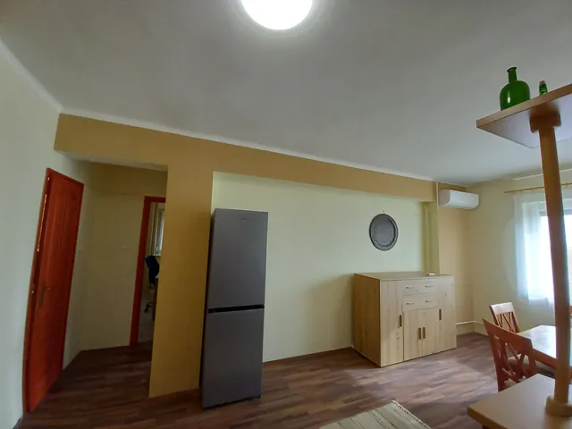 Kiadó lakás Pécs, Mecsekoldal, Bárány utca 63 nm