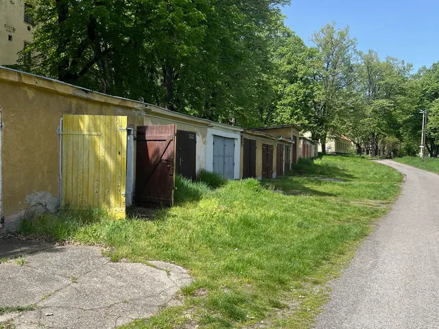 Eladó garázs Pécs, Meszes, Kishegyi dűlő 17 nm