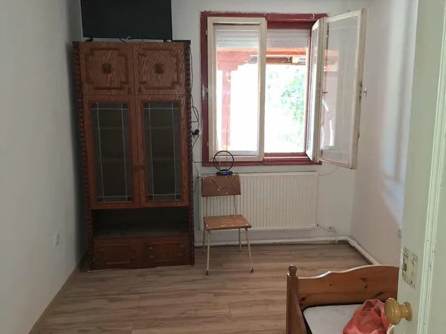 Kiadó ház Szabadszentkirály, Hársfa utca 80 nm
