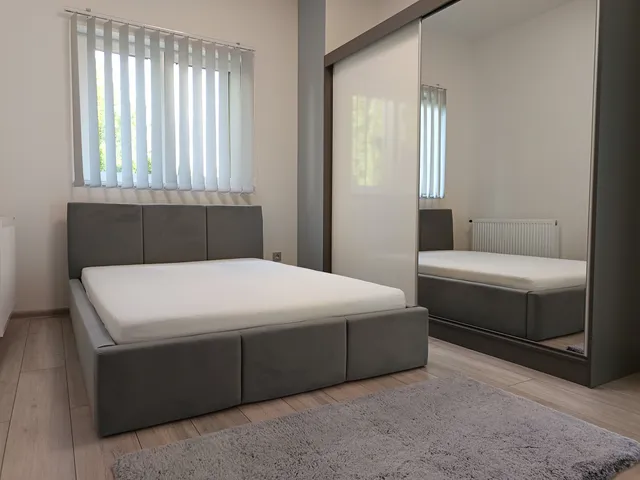 Kiadó lakás Pécs, Budai városrész, Komlói út 70 nm