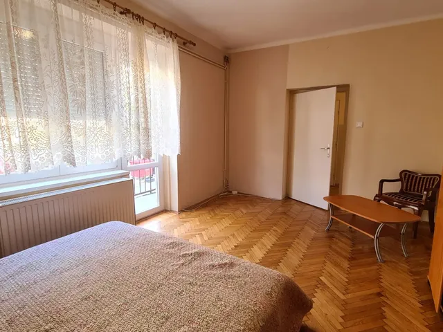 Kiadó lakás Pécs, Belváros 53 nm