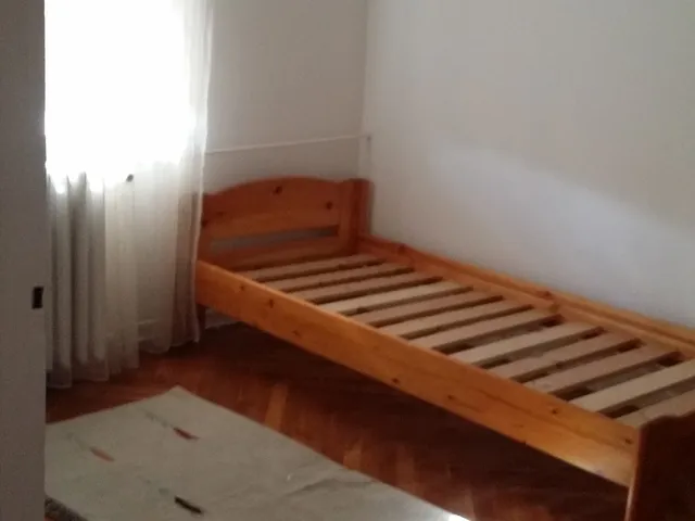 Kiadó lakás Pécs, Belváros, Vargha Damján utca 54 nm