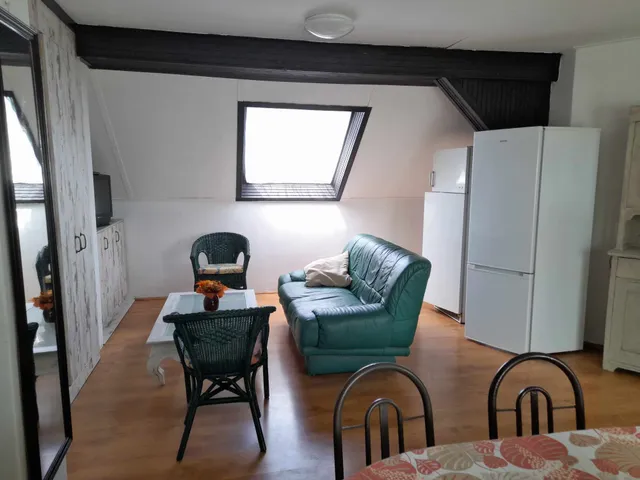 Kiadó ház Pécs, Belváros 85 nm