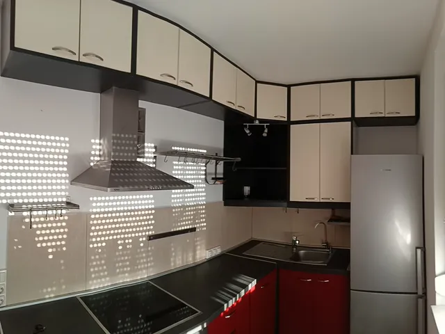 Kiadó lakás Pécs, Kertváros, Eszék utca 54 nm