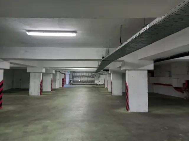 Kiadó garázs Pécs, Belváros, Anna utca 25 nm