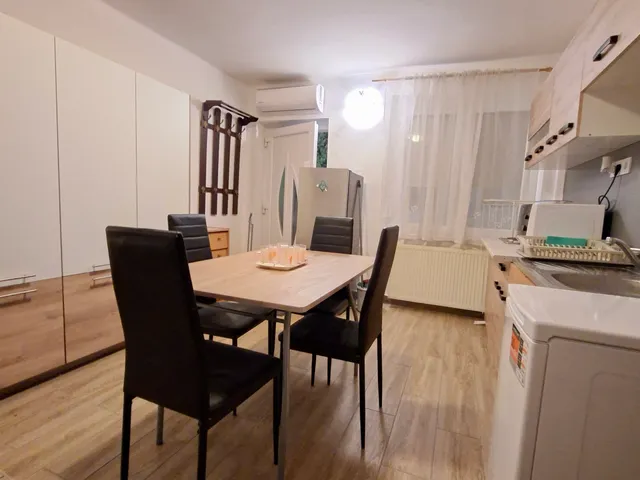 Kiadó ház Pécs, Gyárváros 28 nm