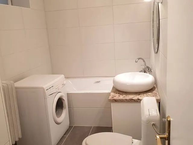 Kiadó lakás Pécs, Belváros 102 nm